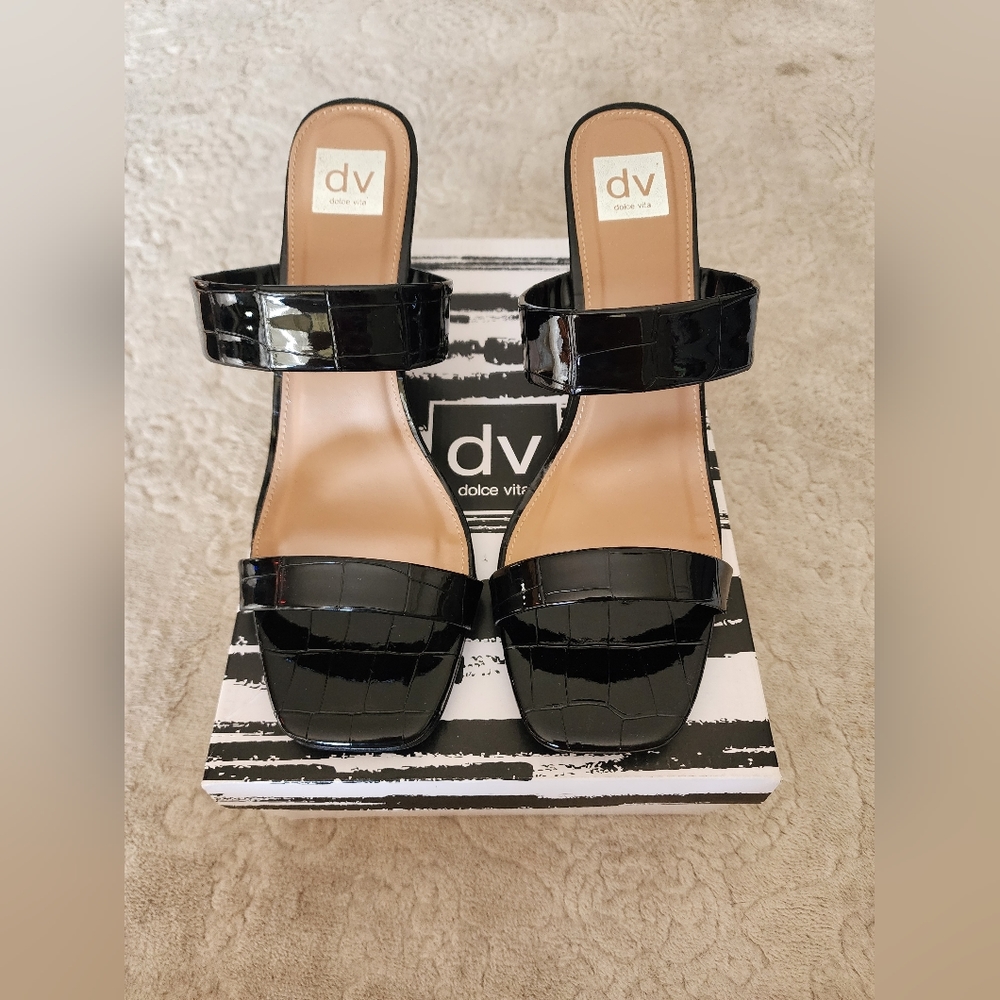 Dolce Vita Size 13 Selsta Black exotic double strap sandal with mid heel